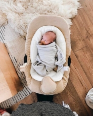 Вкладиш для новонародженого Bloom Snug white